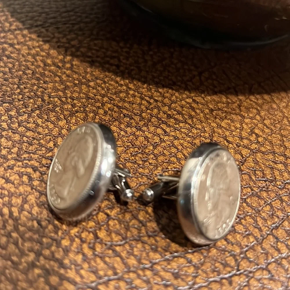 Vintage 1960 Quarters Cufflinks they’re over 60 years old!